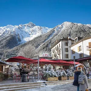 2* Hotell La Croix Blanche