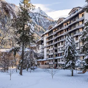 Pierre & Le Chamois Blanc Chamonix